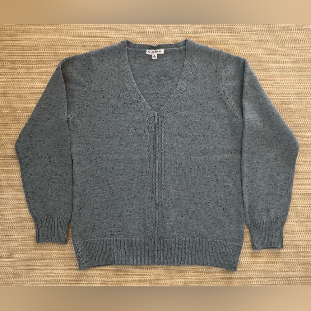 NorthStyle Tweed V-Neck blue long sleeve pullover flecked knit sweater women’s M